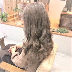外国人風アッシュベージュ