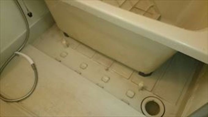浴室エプロン内部の清掃（京都市左京区） 作業後