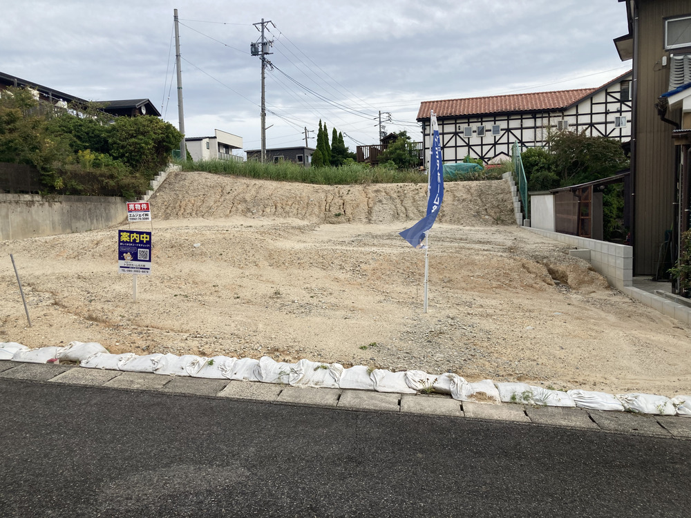 日進市南ヶ丘三丁目土地（A区画）https://system4-site-one.ssl-link.jp/land_works/uploads/property/69/67bfd652a0fd469_s.jpg