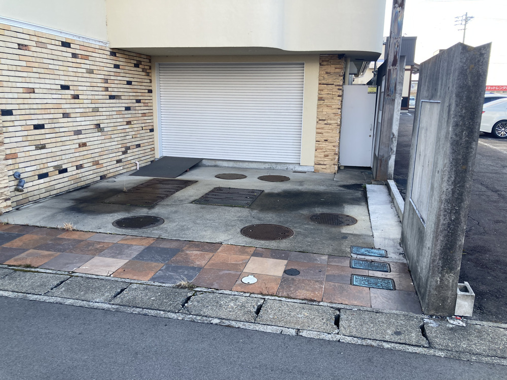 岩倉市中央町三丁目戸建https://system4-site-one.ssl-link.jp/land_works/uploads/property/71/67df79a15ae7271_s.jpg